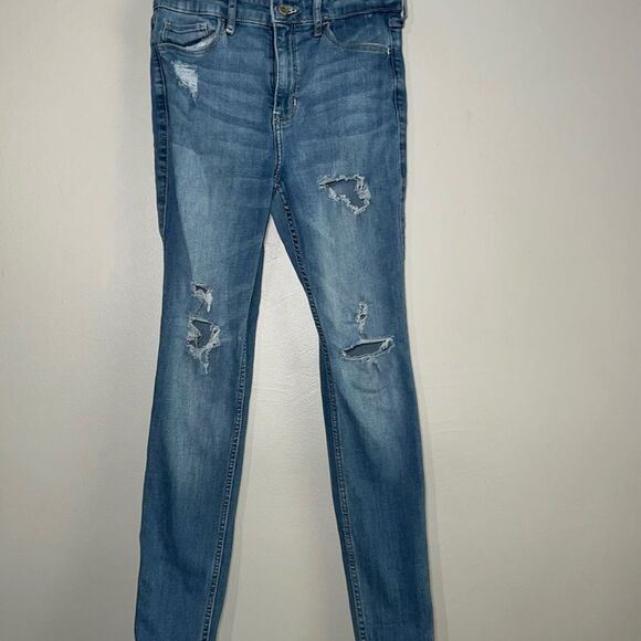 Hollister high rise super skinny distressed denim jeans size 28 x 28 - Picture 1 of 7